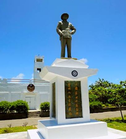 Ein Bild, das Himmel enthält.
Automatisch generierte Beschreibung